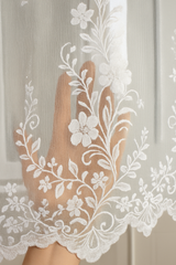 Perdea Bucatarie Flori albe - 3 m L Perdele de Poveste