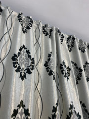 Draperie Blackout Gri cu Ornamente Negre Perdele de Poveste