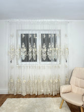 Perdea alba cu design auriu Perdele de Poveste