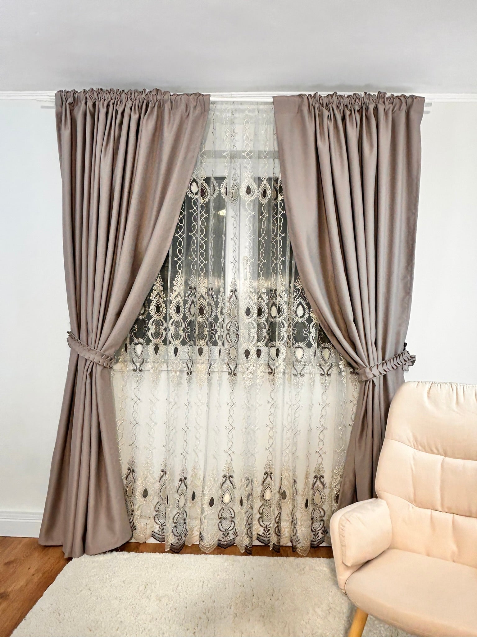 Set Perdea si Draperie Blackout Jeniferr Perdele de Poveste