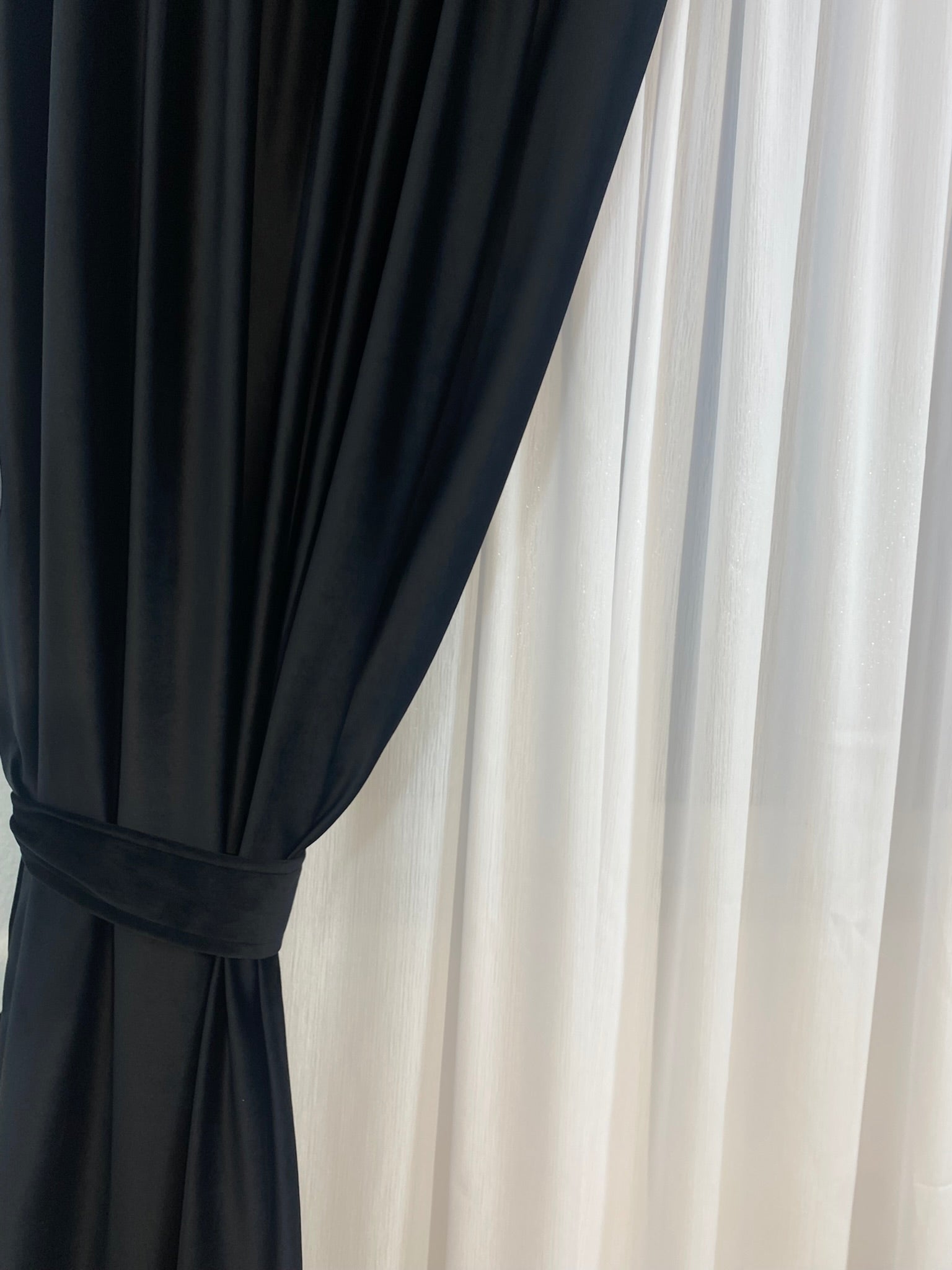 Draperie Blackout Catifea Premium Negru Perdele de Poveste
