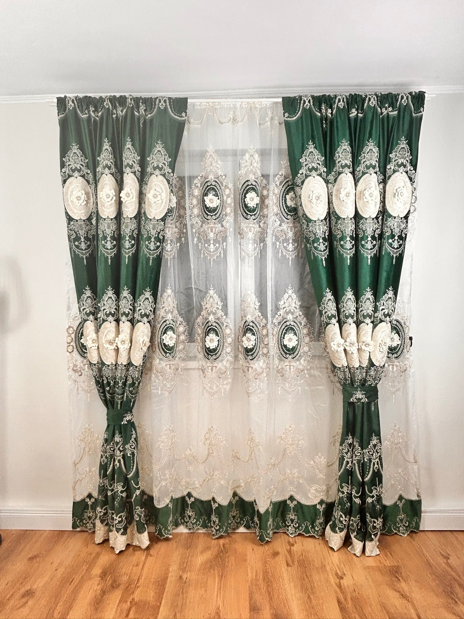 Set Perdea si Draperie Catifea Imperial Zara Perdele de Poveste