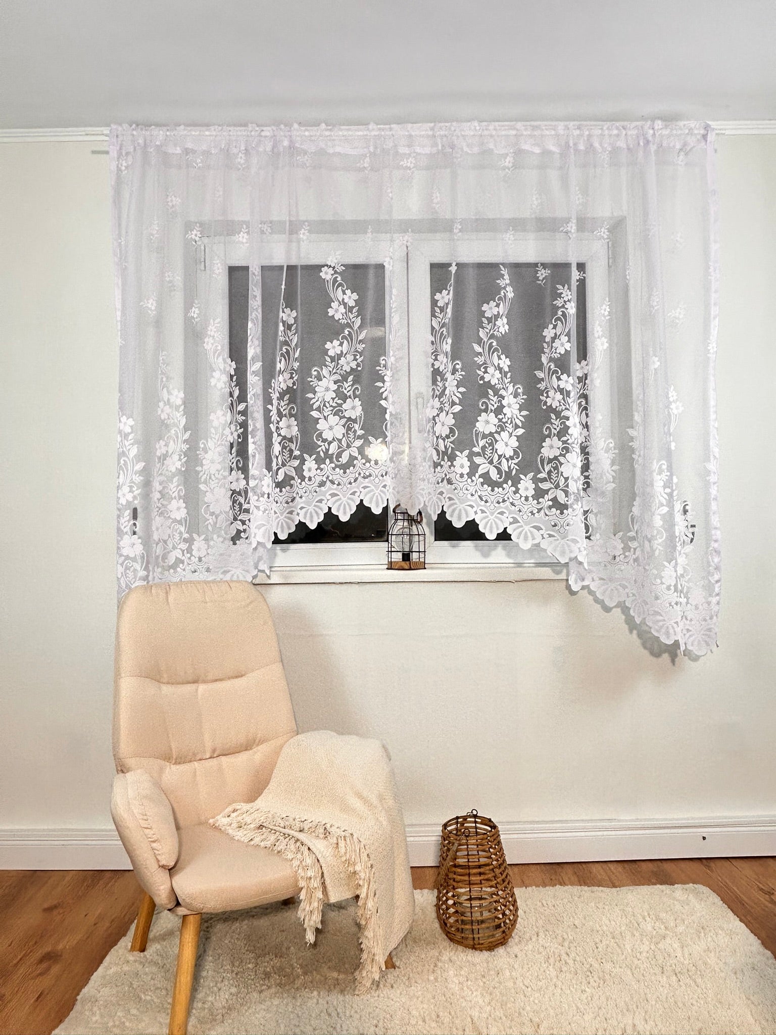 Perdea Bucatarie Flori albe - 3 m L Perdele de Poveste