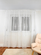 Perdea tip In cu Model Floral Alb Perdele de Poveste