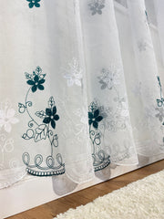 Perdea Brodata tip in model floral alb si verde eucalipt