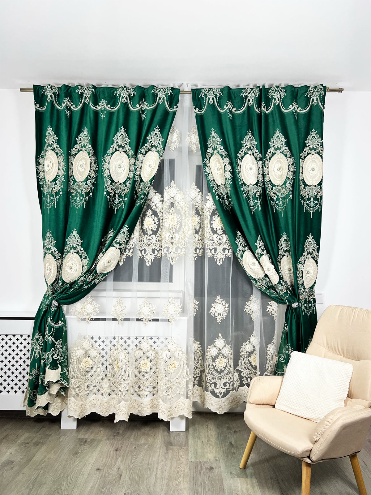 Set Perdea si Draperie Catifea Imperial Victoria Perdele de Poveste