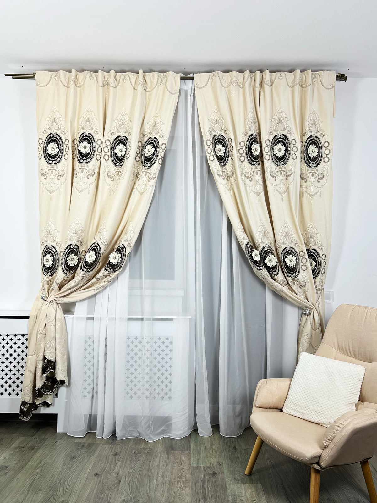 Set Perdea si Draperie Catifea Imperial Charlotte Perdele de Poveste