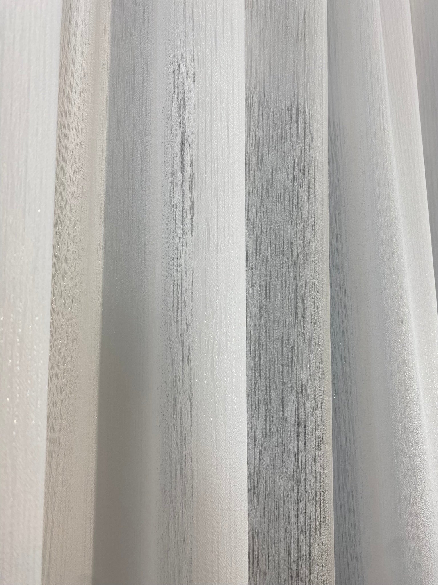 Perdea alba cu model baroc alb Perdele de Poveste