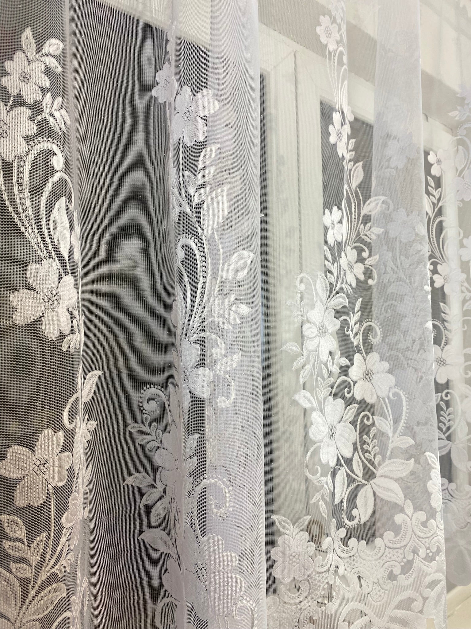 Perdea Bucatarie Flori albe - 3 m L Perdele de Poveste