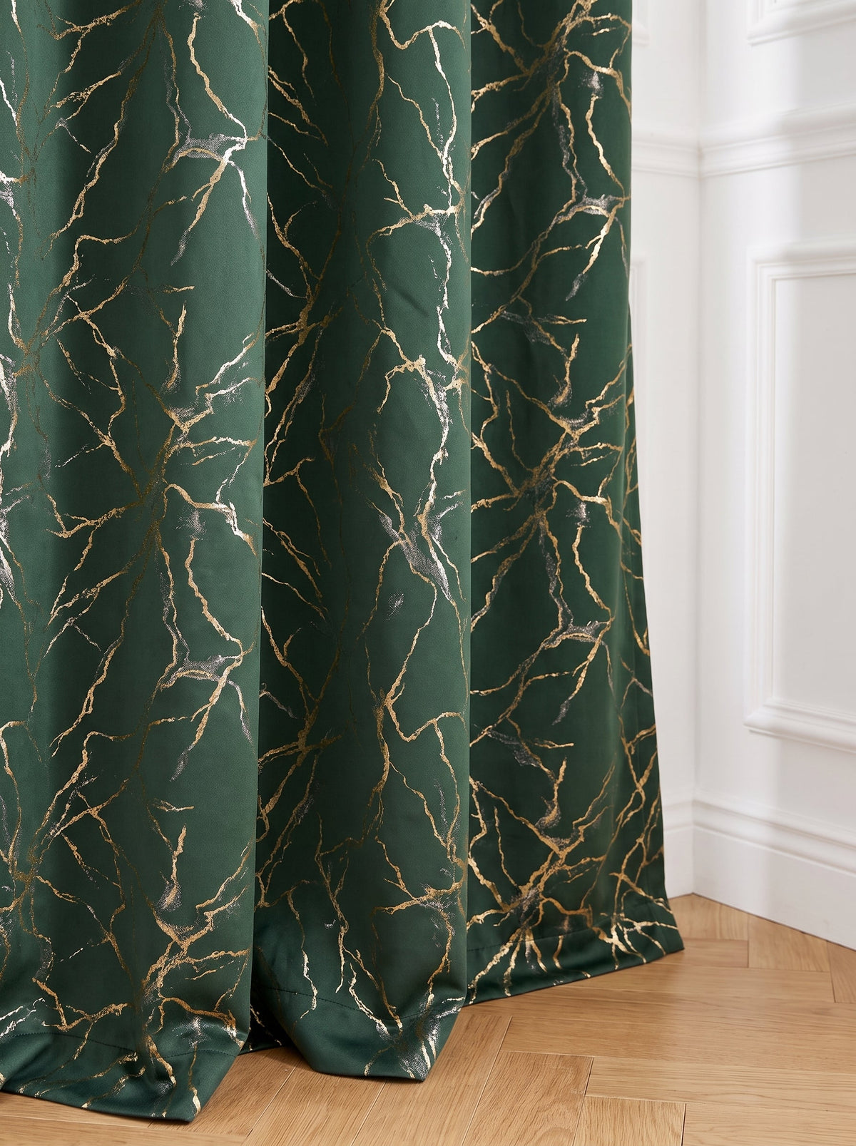 Draperie Blackout Verde cu Nuante Argintii / Aurii Perdele de Poveste