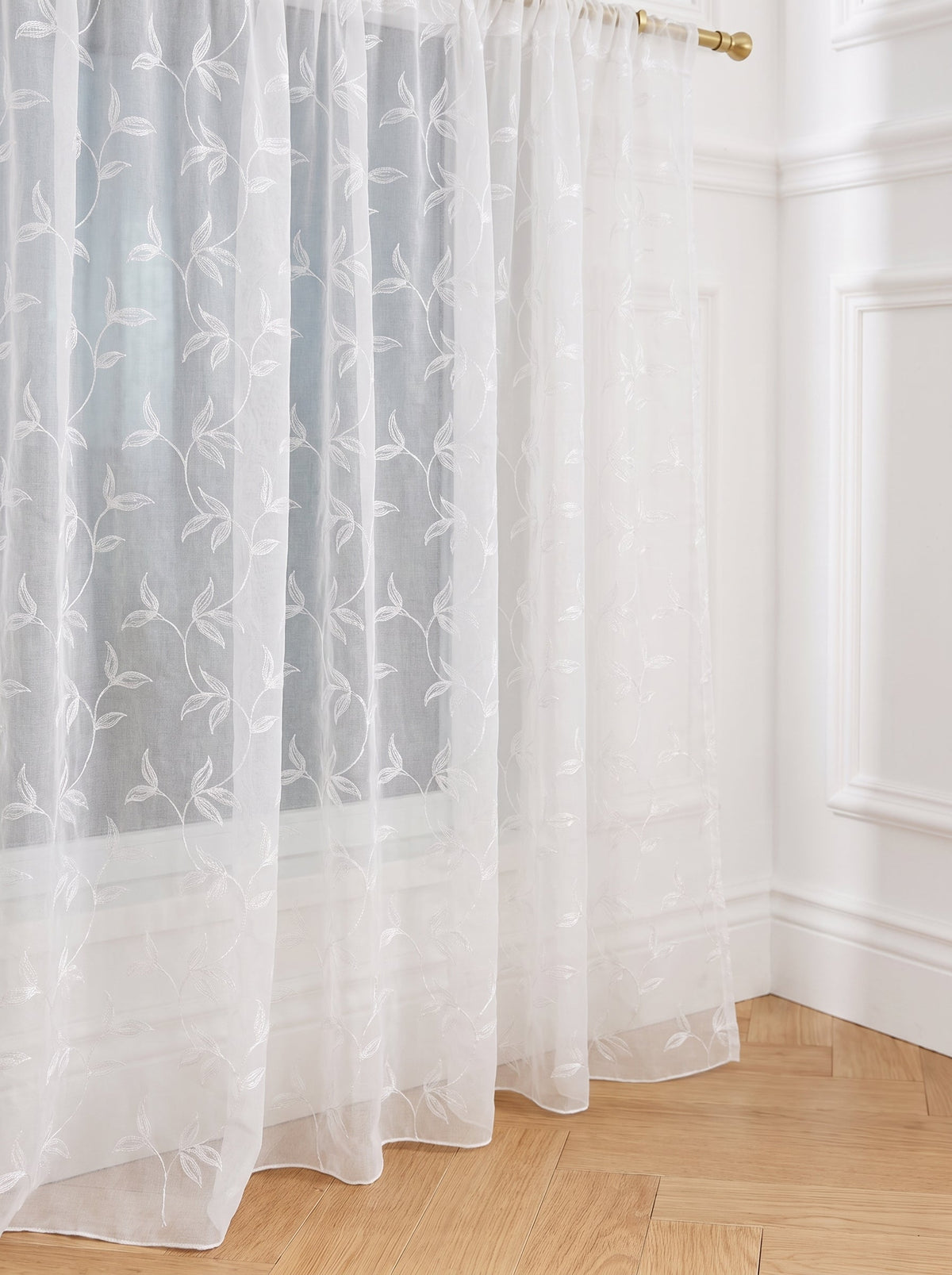 Perdea alba tip in cod 2090 Perdele de Poveste