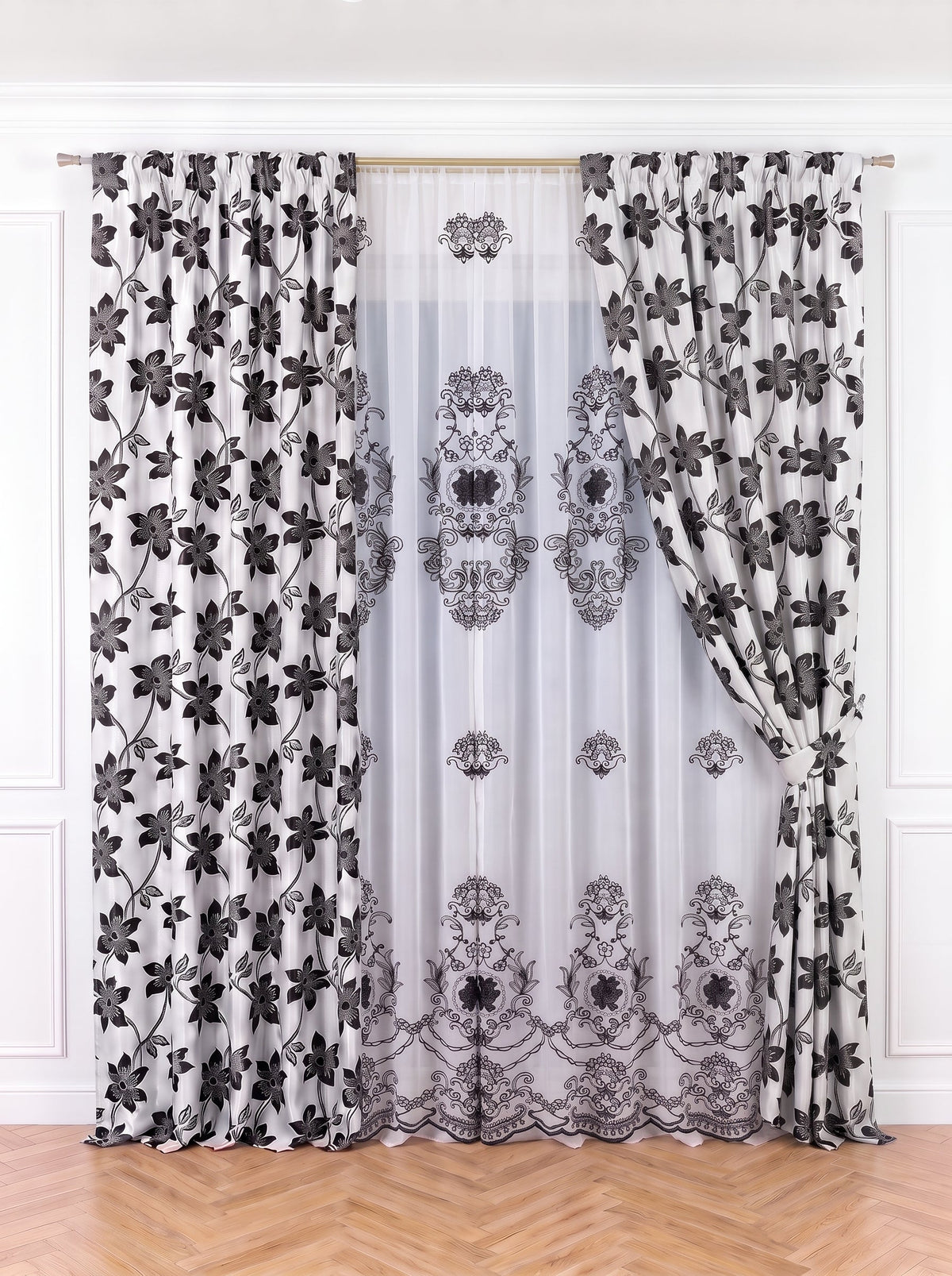 Set · Perdea In Natur – broderie neagră florală + Draperie Blackout gri argintiu cu flori negre Perdele de Poveste