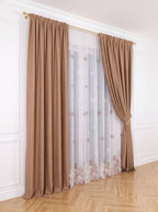 Set · Perdea Voal Ivoriu – frunze brodate împrăștiate + Draperie Blackout Camel Perdele de Poveste