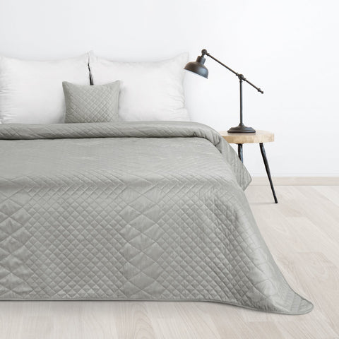 Cuvertură de pat din catifea, matlasată prin presare la cald în model geometric argintiu LUIZ 3 Perdele de Poveste