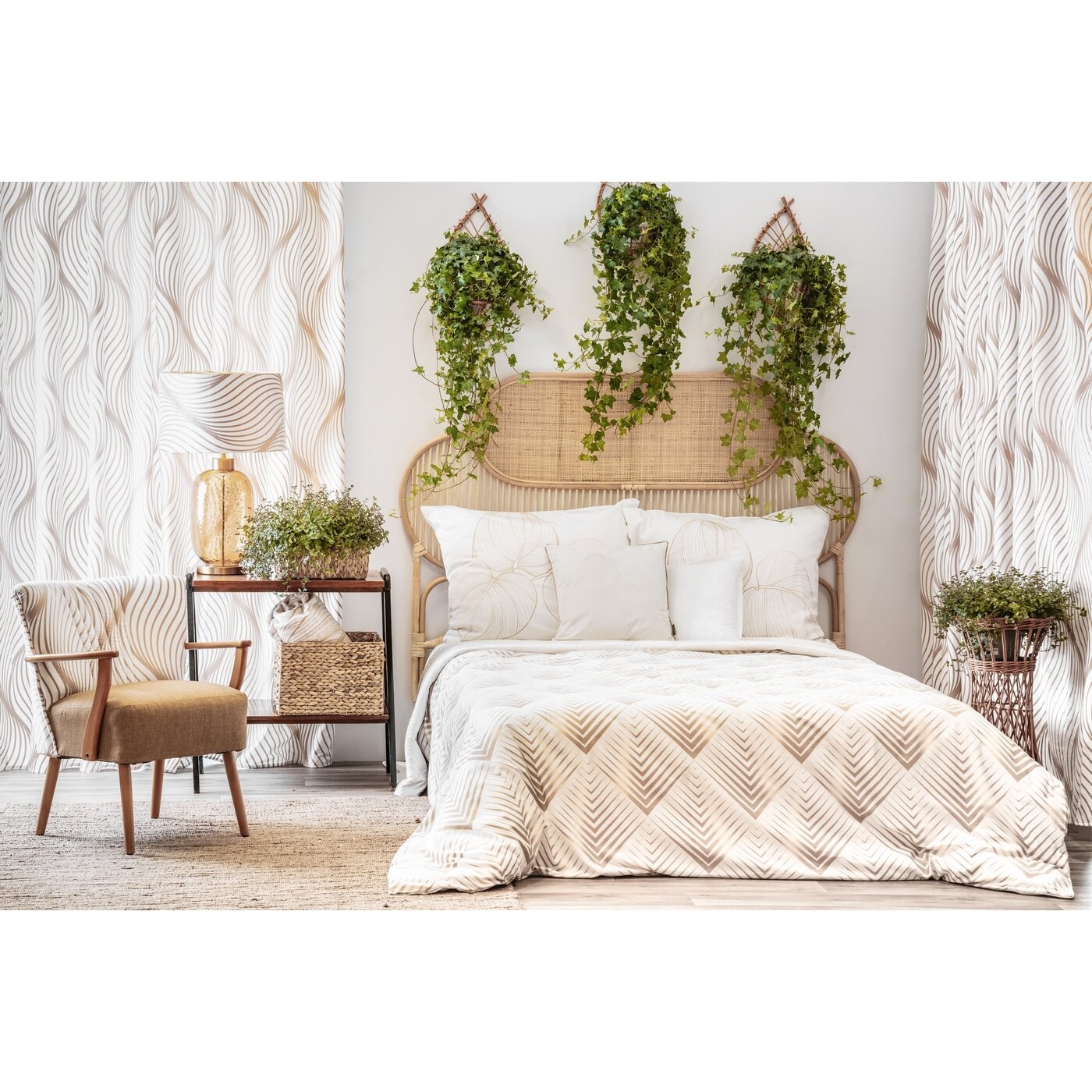 Pătură moale și delicată la atingere decorată cu un motiv de frunze mari de nufăr alb, auriu MAGIC OF WHITE-BLANCA 4-COLECȚIE LIMITATĂ Perdele de Poveste