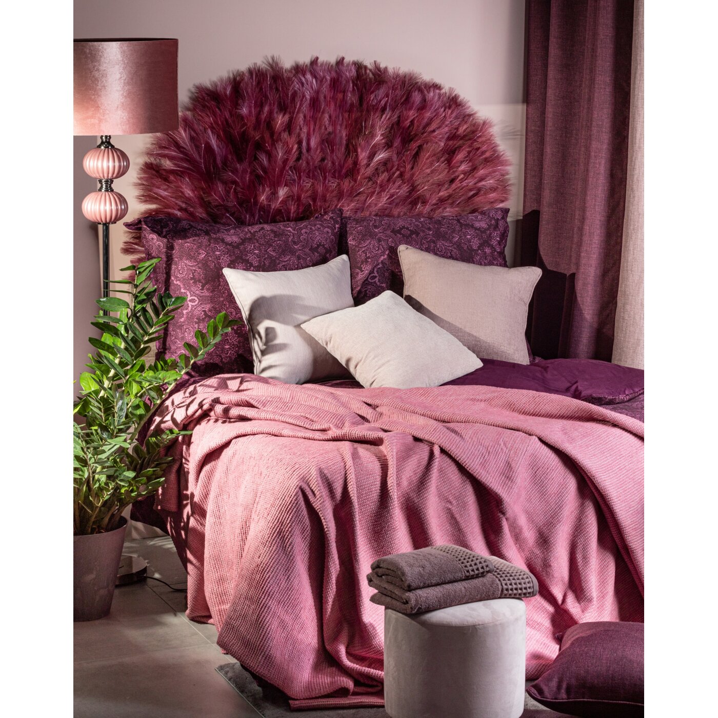Lenjerie din bumbac macosatin cu model ornamental violet TERRA COLLECTION AVINION 5 Perdele de Poveste