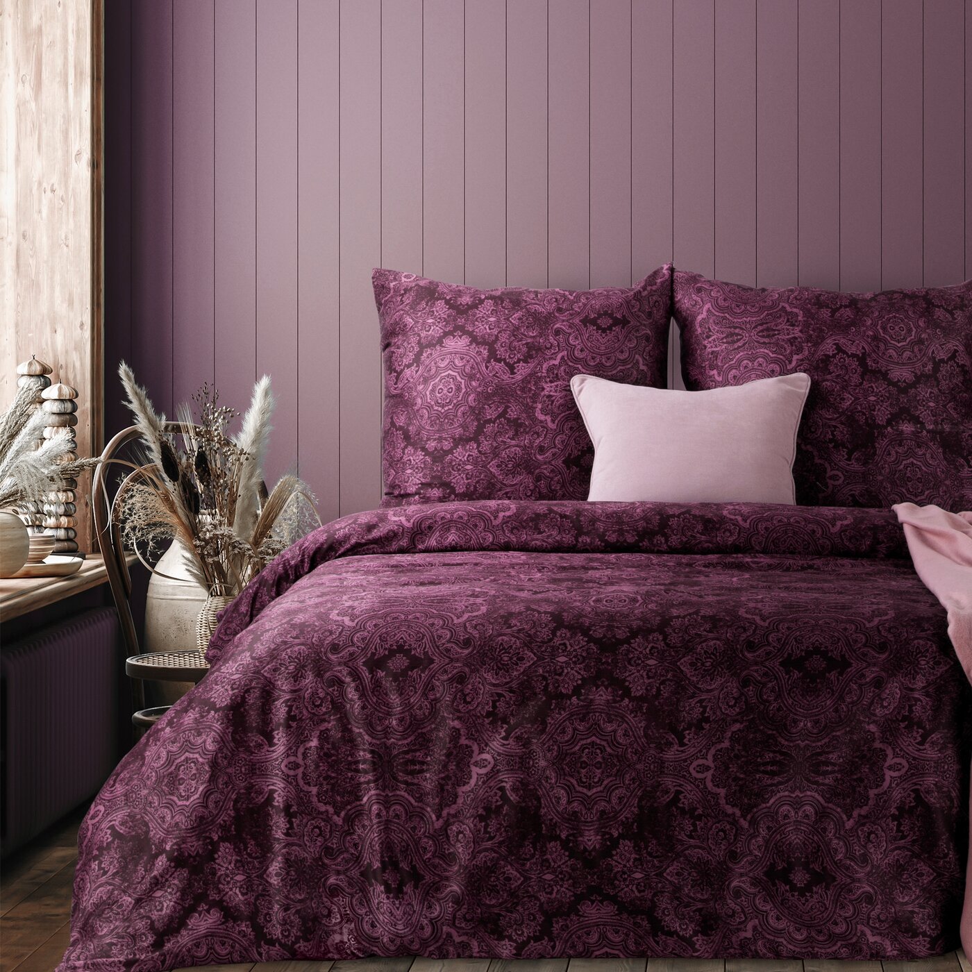 Lenjerie din bumbac macosatin cu model ornamental violet TERRA COLLECTION AVINION 5 Perdele de Poveste