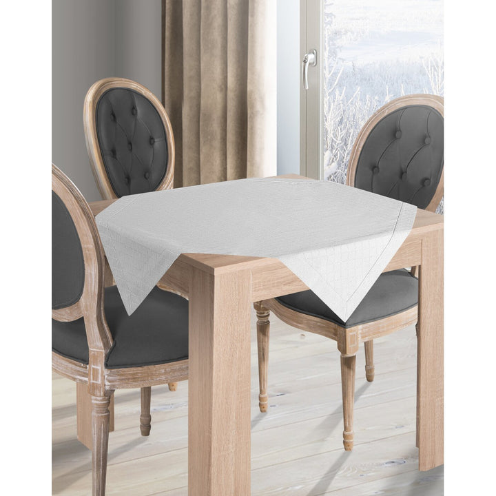 Față de masă cu model jacquard intercalate cu fir strălucitor și o bandă elegantă, alb, REINA LINE JADA Perdele de Poveste