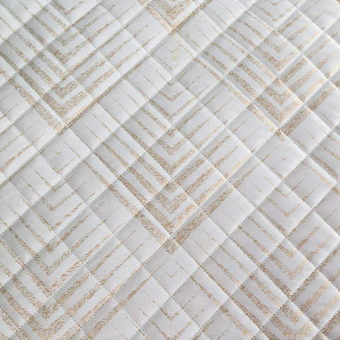 Cuvertură de Pat din catifea matlasată presa la cald cu imprimeu geometric alb auriu Colecția Limitată BLANCA 2 Perdele de Poveste