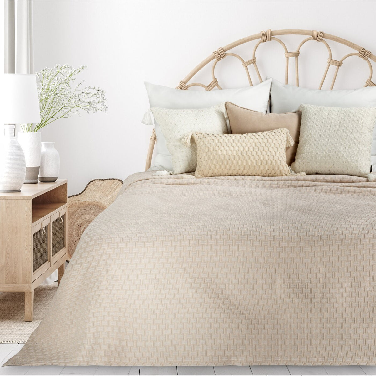 Cuvertură de Pat din bumbac cu model jacquard în relief bej Colecția Terra SEVILLE Perdele de Poveste