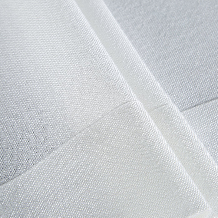 Față de masă monocoloră din țesătură lucioasă cu margine largă, alb, DIVA LINE Perdele de Poveste