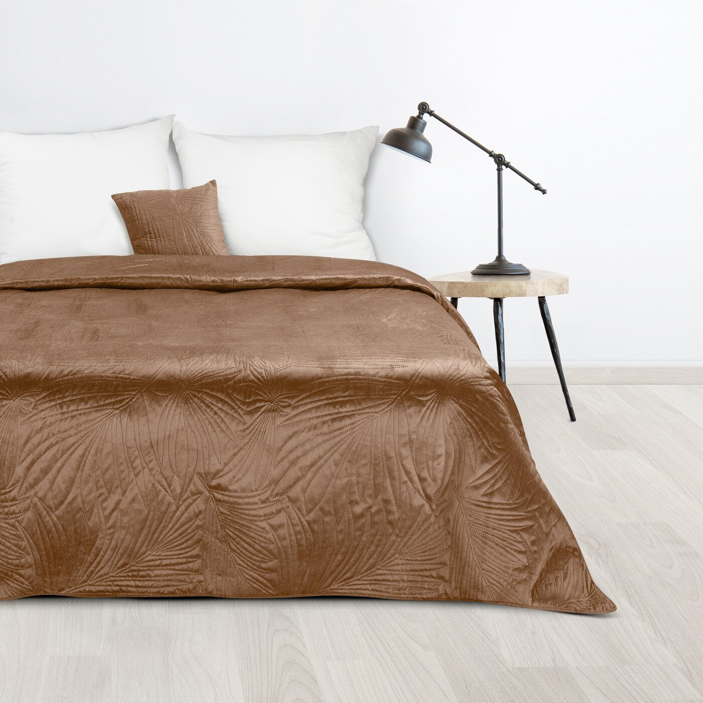 Cuvertură de pat din catifea, matlasată prin presare la cald cu model de frunze roșu cărămidă LUIZ Perdele de Poveste