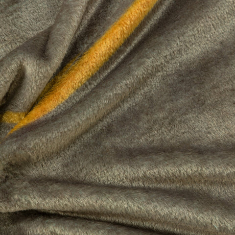 Pătură decorată cu un motiv de frunze mari, maro, bej ALISMA 2-COLECȚIE LIMITATĂ Perdele de Poveste